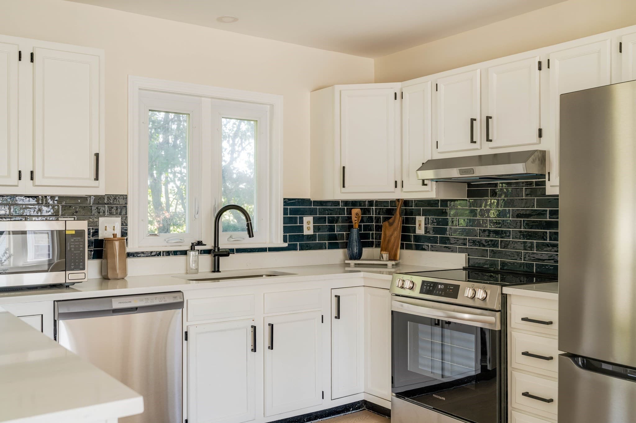 Single Family Residence at 35 Alison Way, Lynn MA 01904, Lynn, photo 6 of 39