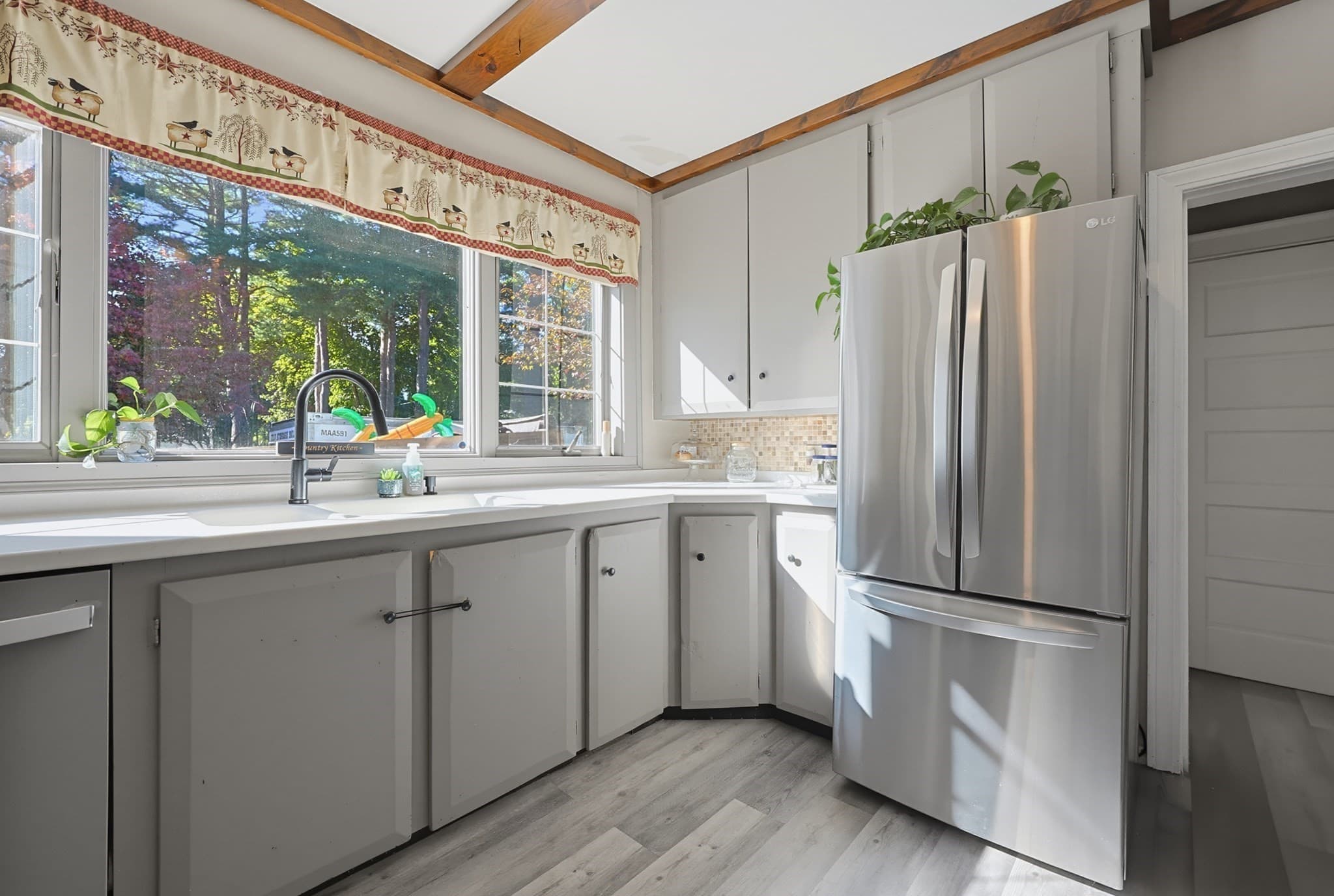 Single Family Residence at 4 Cherry St, Greenfield MA 01301, Greenfield, photo 2 of 40