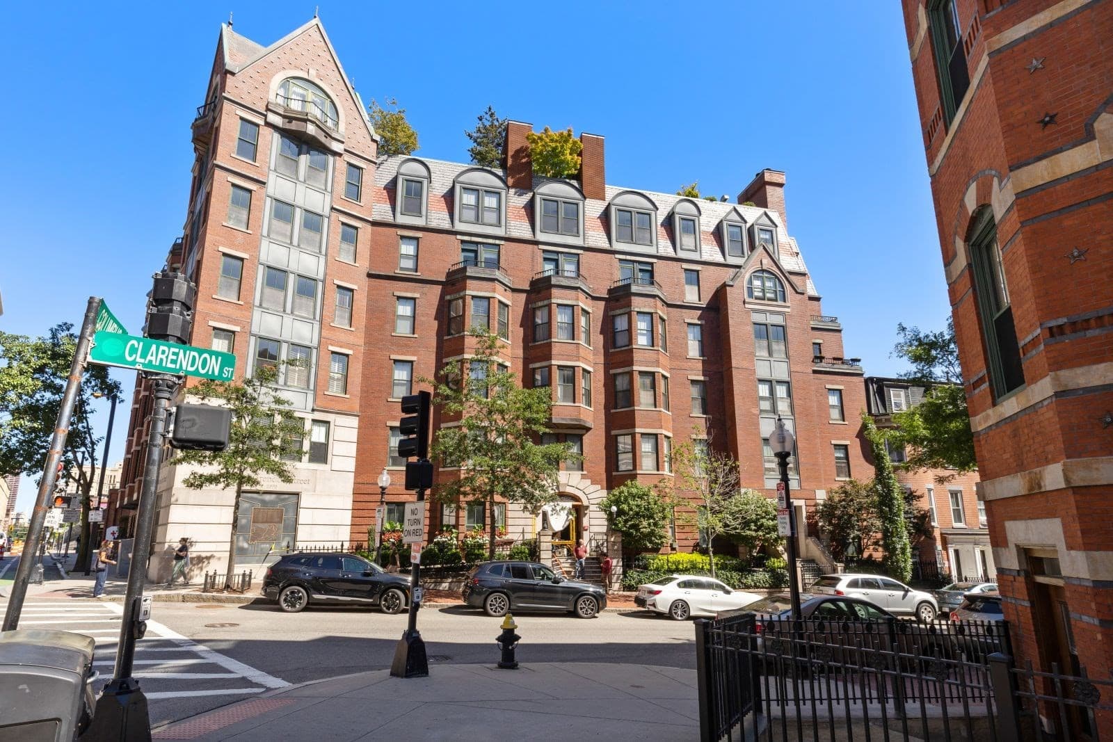 Condominium at 75 Clarendon St # 607, Boston MA 02116, photo 13 of 15