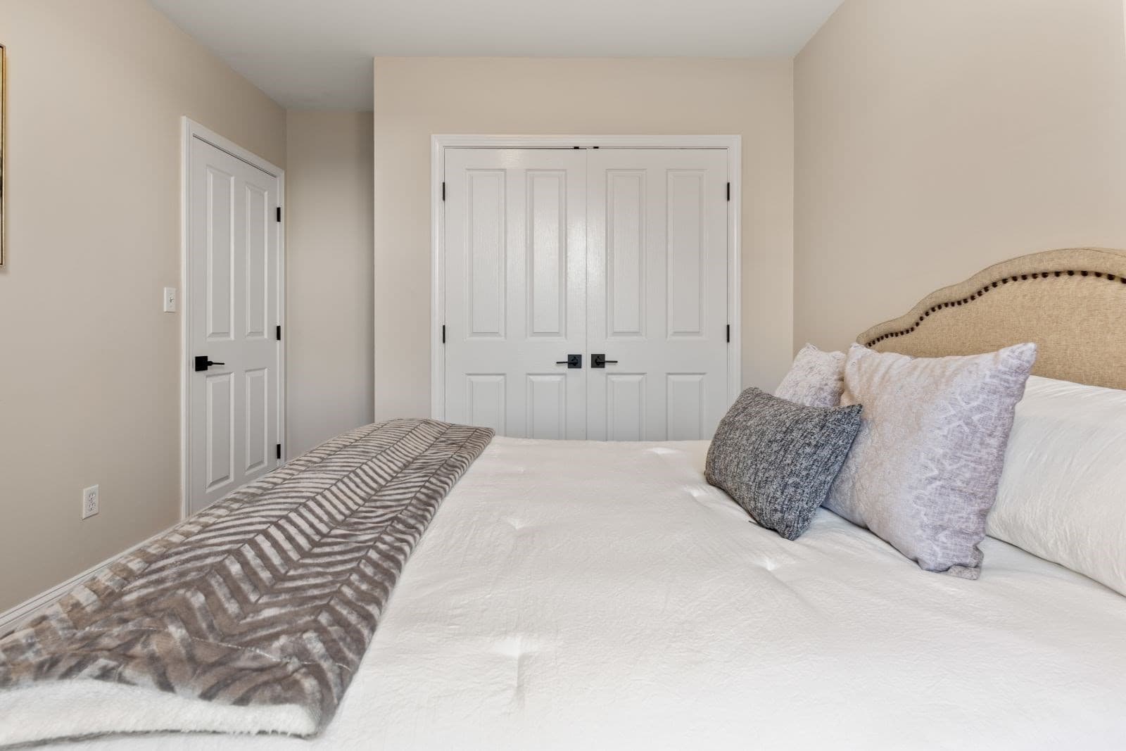 Condominium at 75 Clarendon St # 607, Boston MA 02116, photo 8 of 15