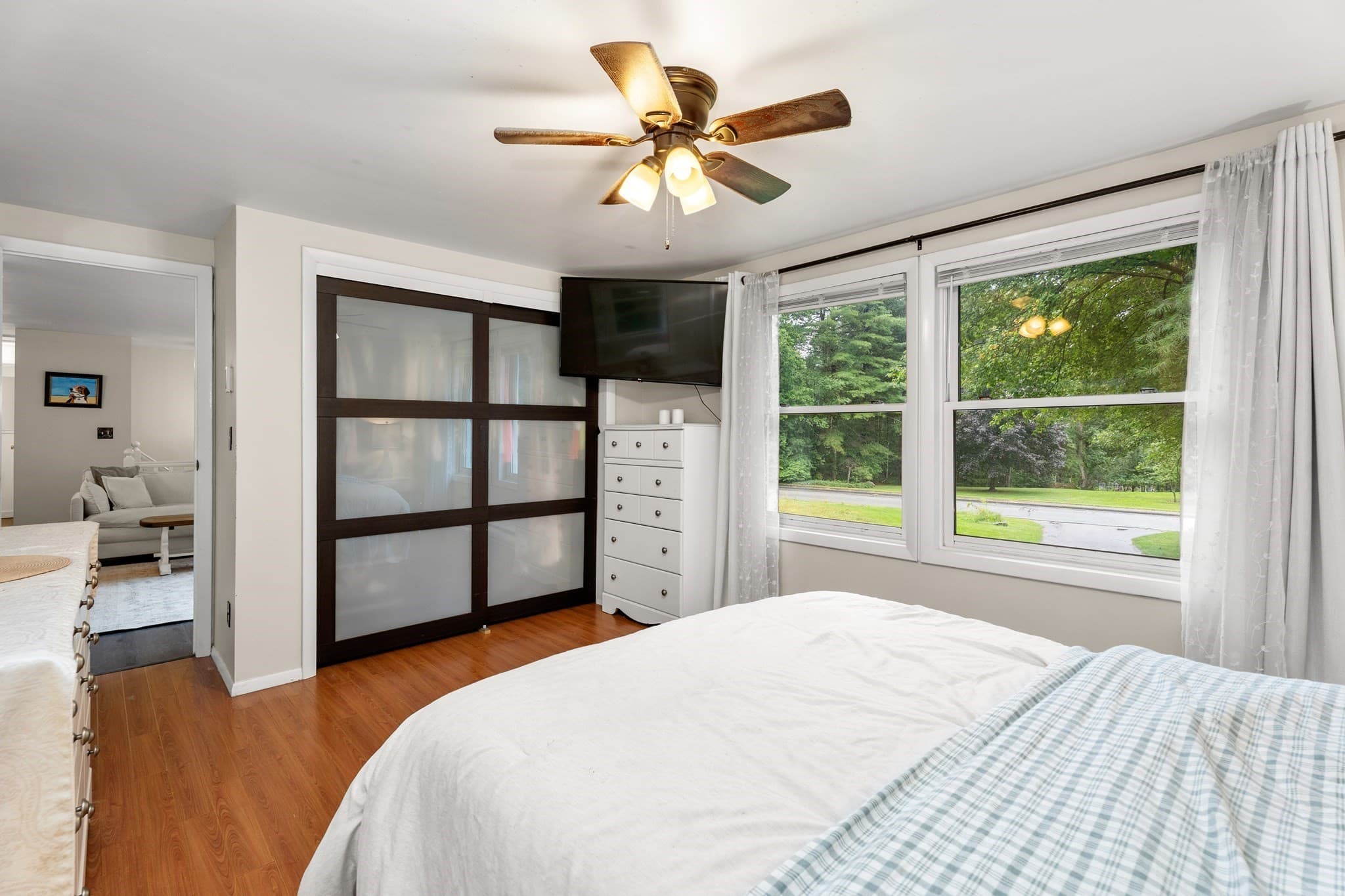 Single Family Residence at 41 Woodland Rd, Uxbridge MA 01569, Uxbridge, photo 15 of 31