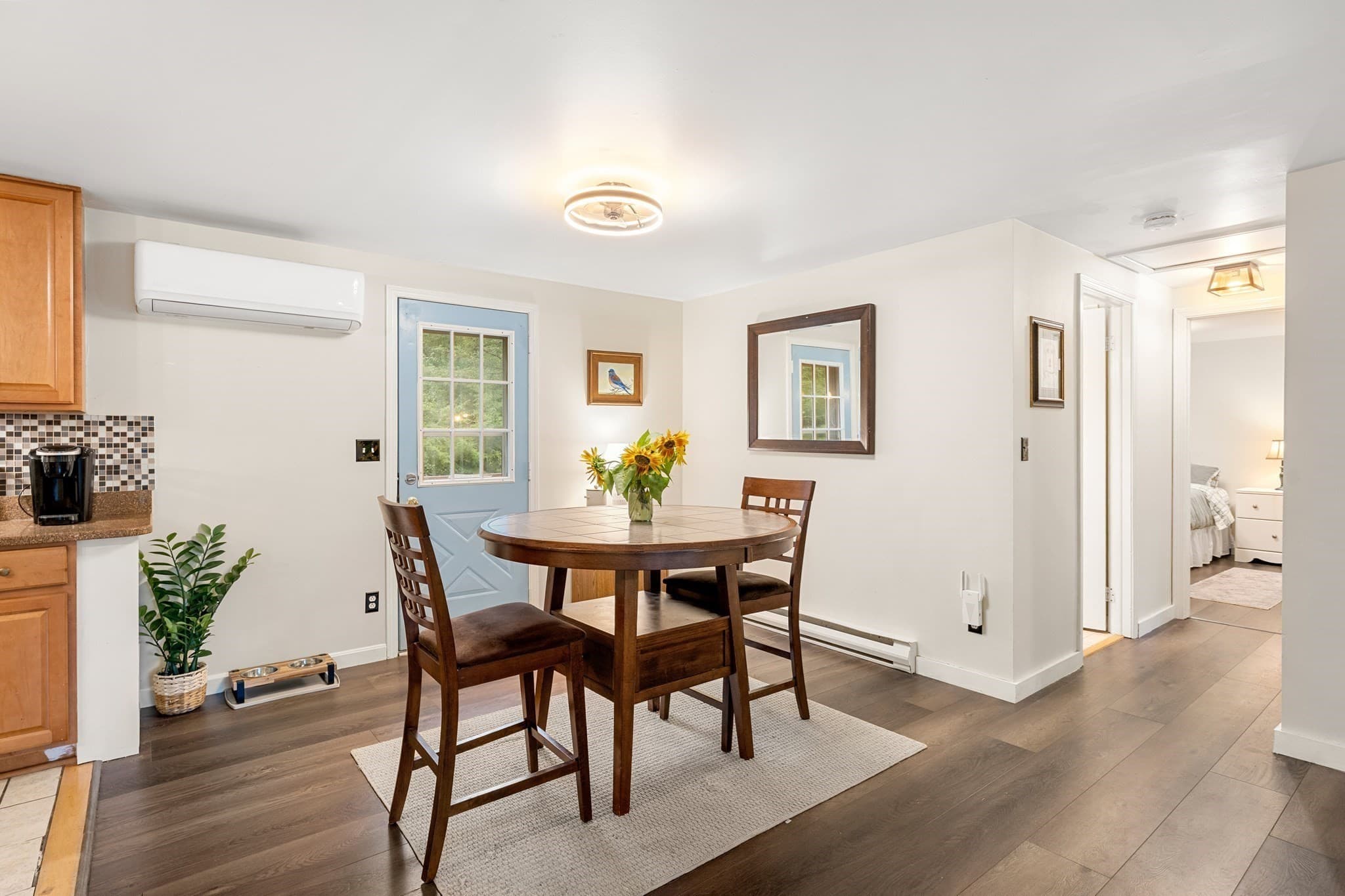 Single Family Residence at 41 Woodland Rd, Uxbridge MA 01569, Uxbridge, photo 4 of 31