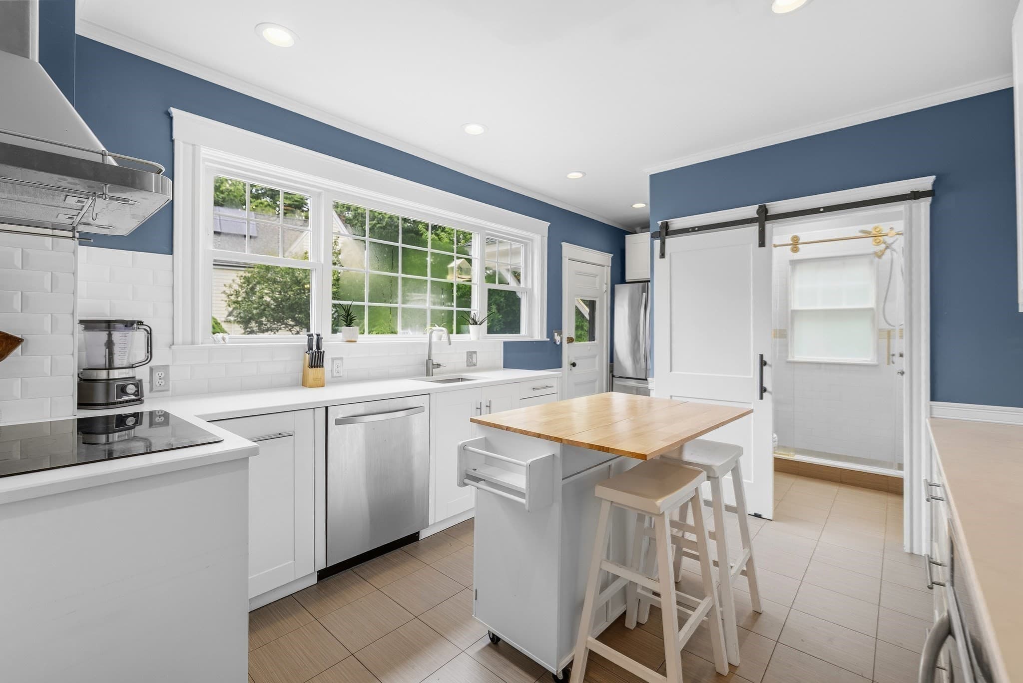 Single Family Residence at 97 Burkeside Ave, Brockton MA 02301, Brockton, photo 2 of 25