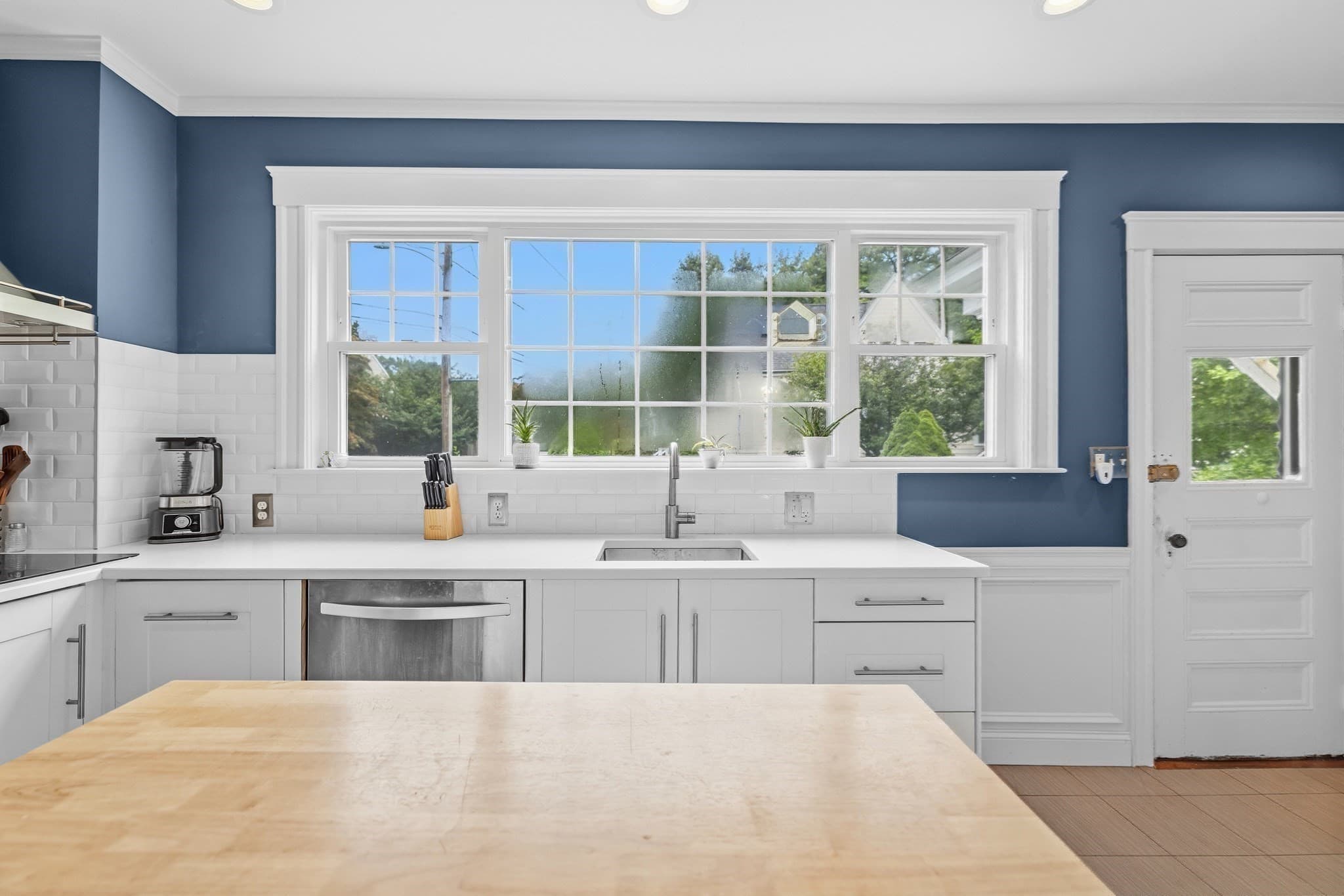 Single Family Residence at 97 Burkeside Ave, Brockton MA 02301, Brockton, photo 4 of 25