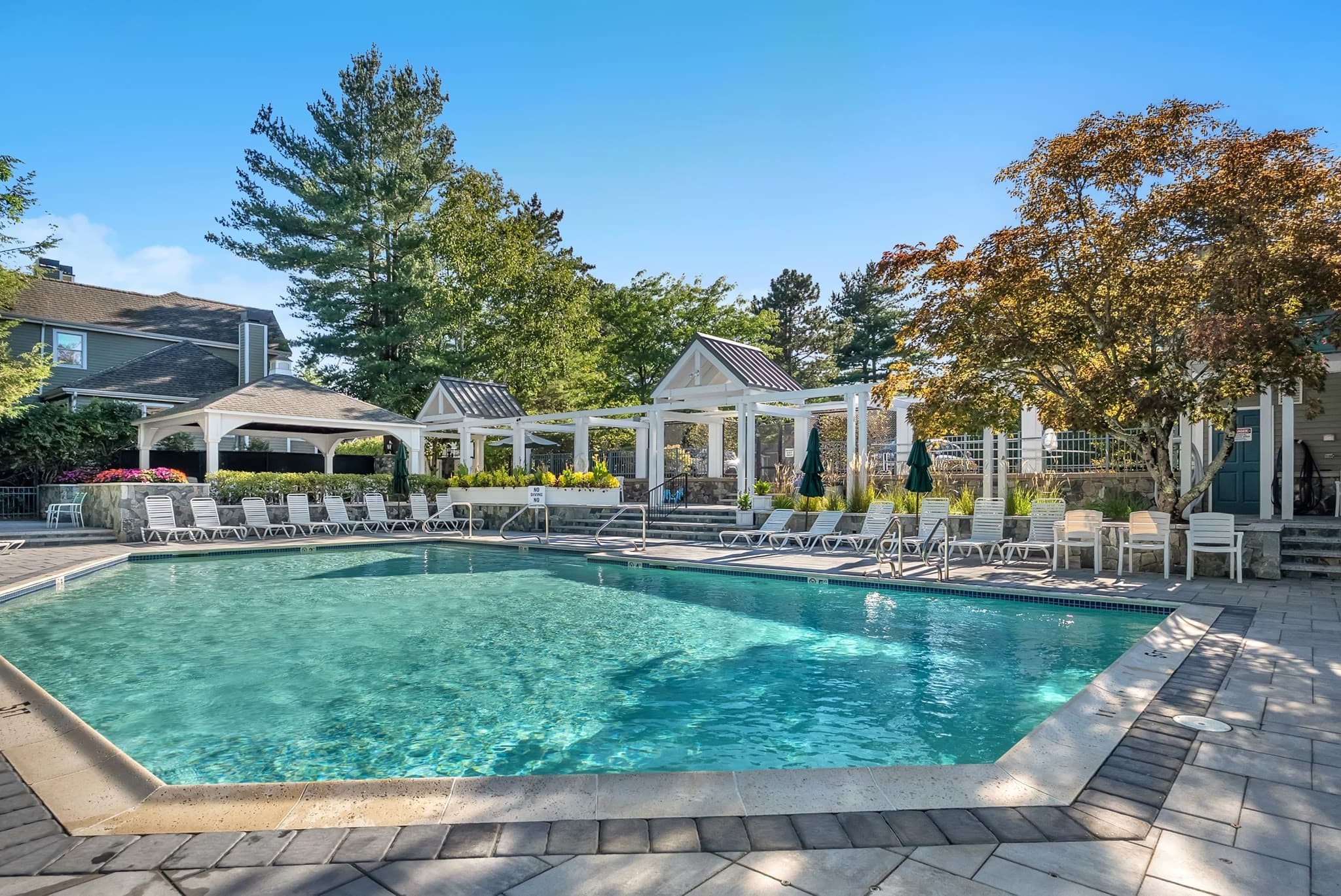 Condominium at 45 Bishops Forest Dr # 45, Waltham MA 02452, Waltham, photo 38 of 42