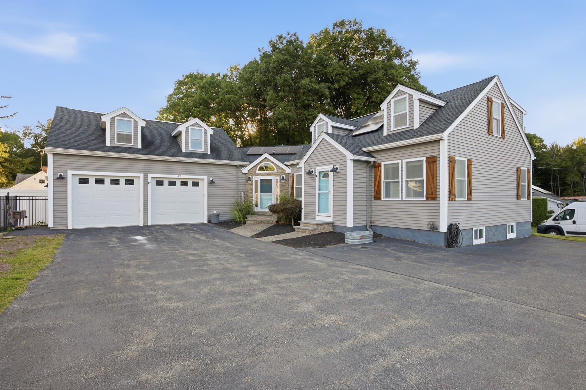 47 John St, Lunenburg MA 01462