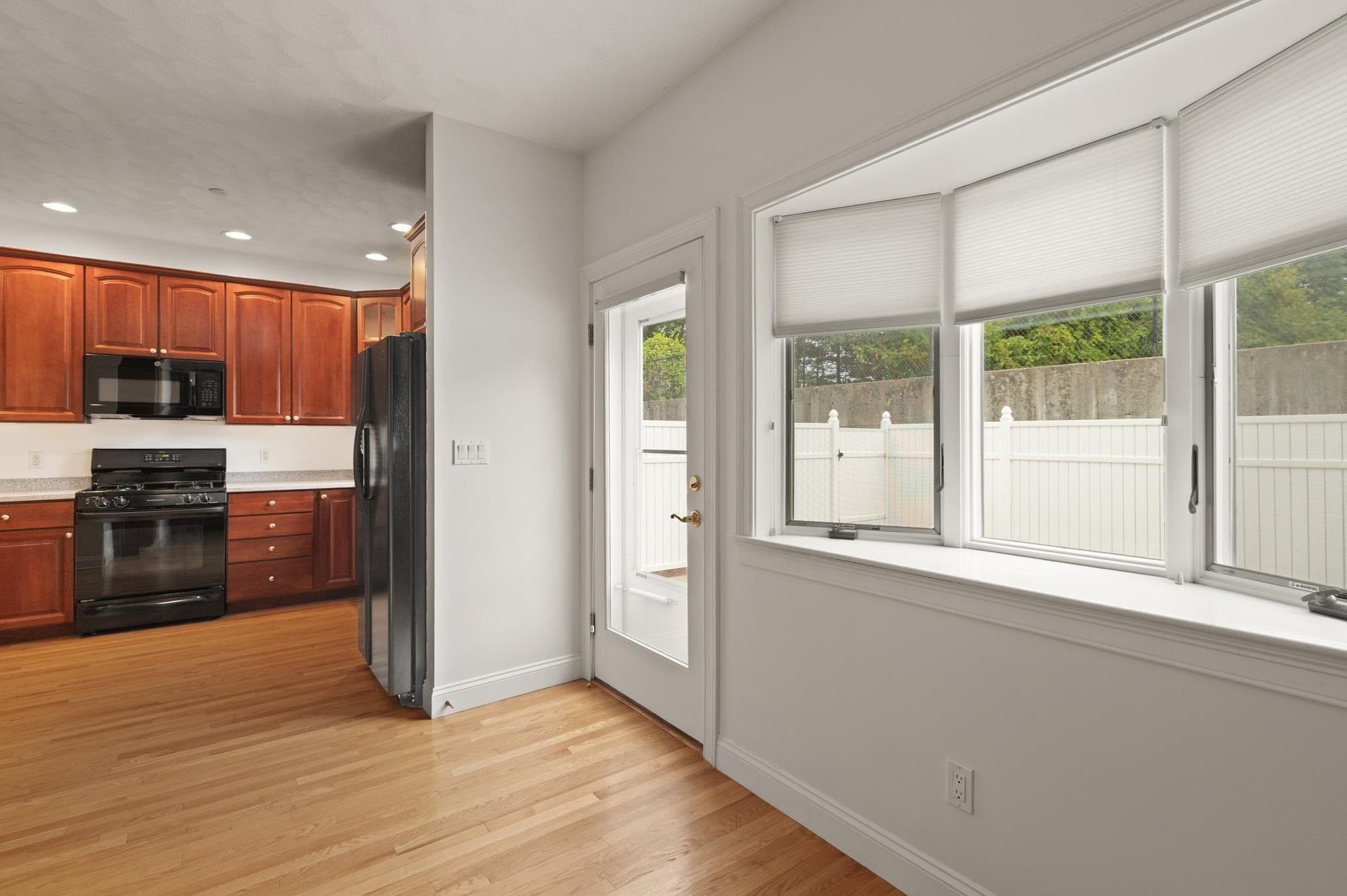 Condominium at 8 Dansreau Place # 8, Middleton MA 01949, Middleton, photo 18 of 41