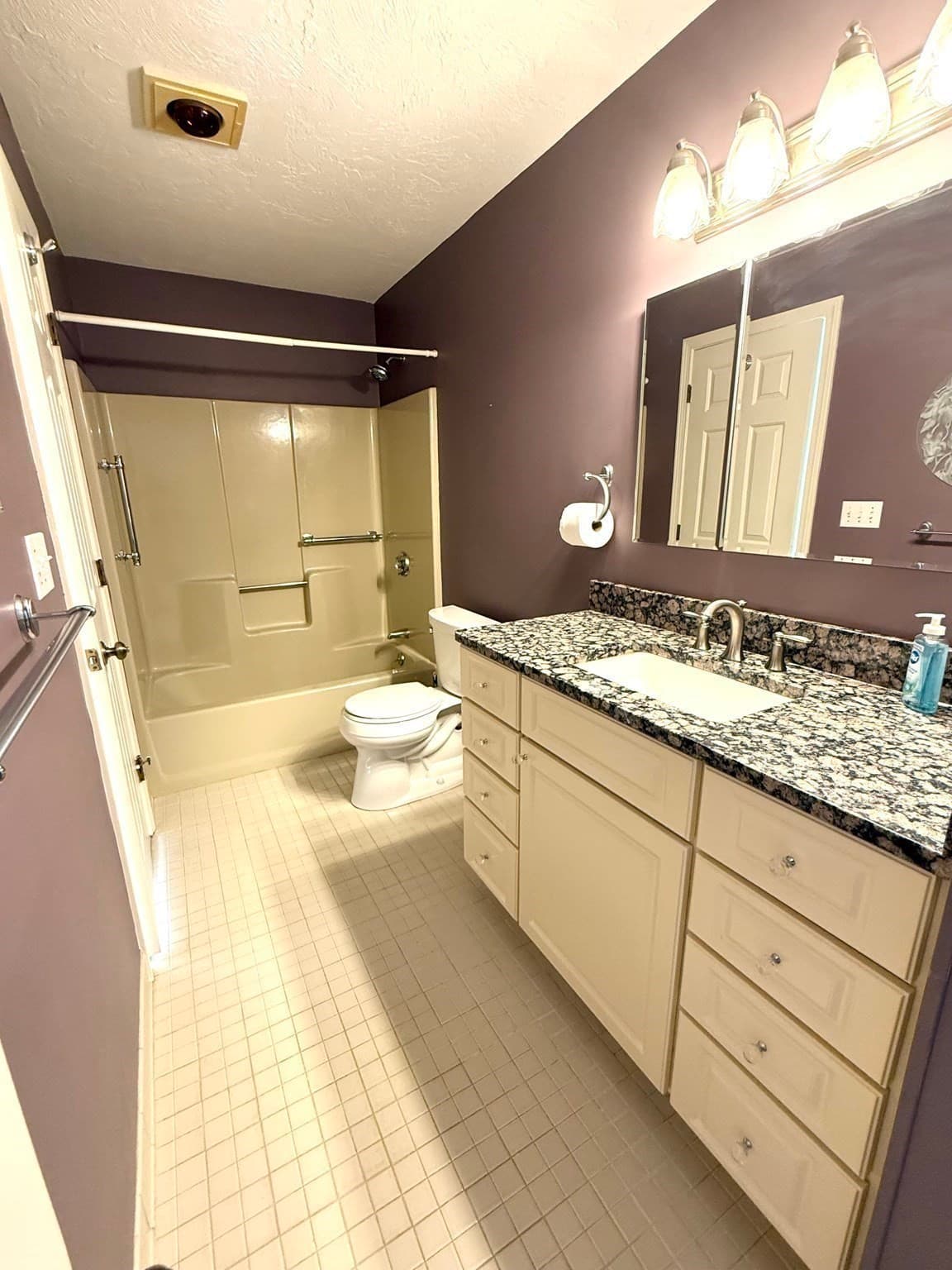 Condominium at 655 Pleasant Street # 8, Weymouth MA 02189, Weymouth, photo 23 of 32