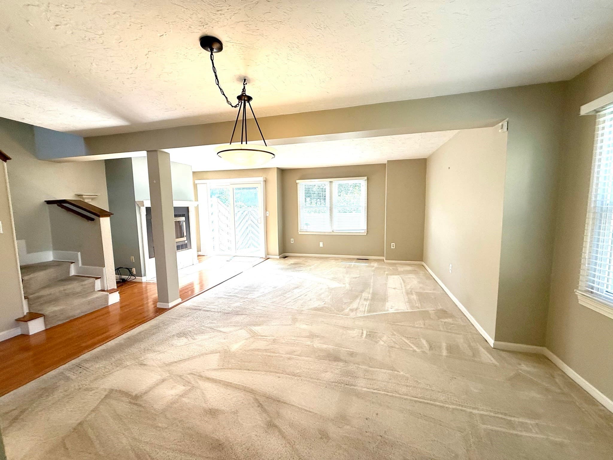 Condominium at 655 Pleasant Street # 8, Weymouth MA 02189, Weymouth, photo 6 of 32