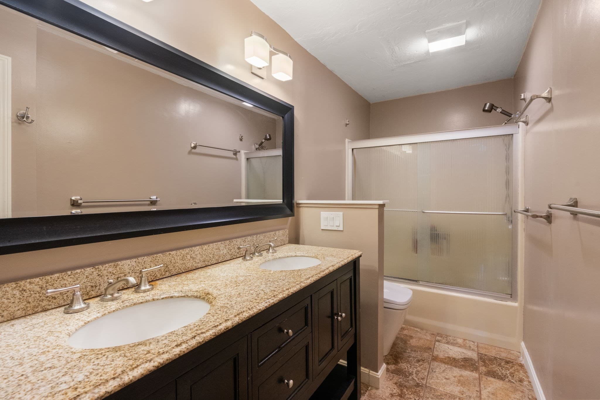 Condominium at 304 Erin Rd # 304, Stoughton MA 02072, Stoughton, photo 18 of 37