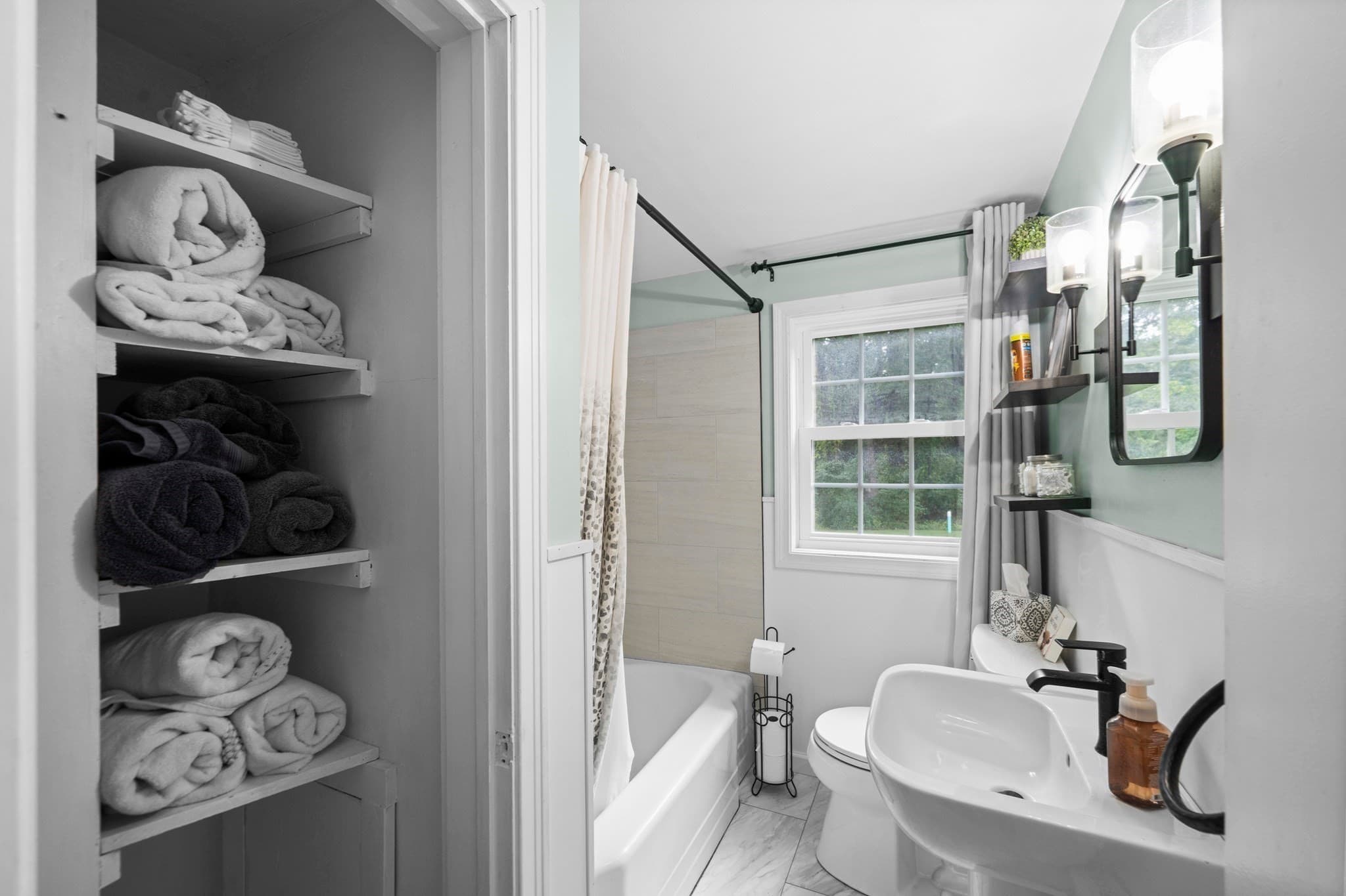 Single Family Residence at 11 Fernwood Rd, Southwick MA 01077, Southwick, photo 17 of 27