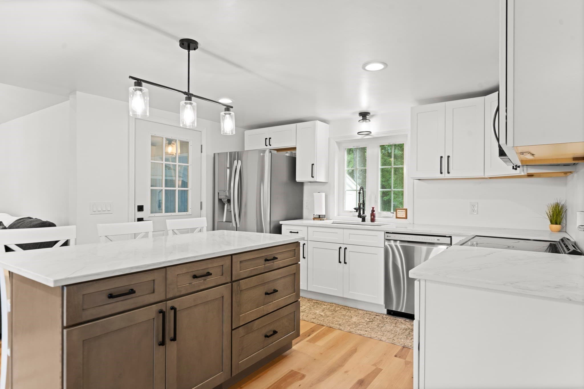 Single Family Residence at 11 Fernwood Rd, Southwick MA 01077, Southwick, photo 4 of 27