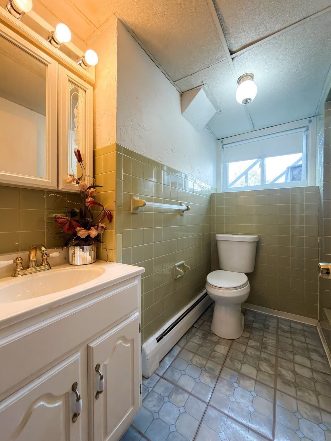 Single Family Residence at 38 Amelia Pl, Revere MA 02151, Revere, photo 22 of 26
