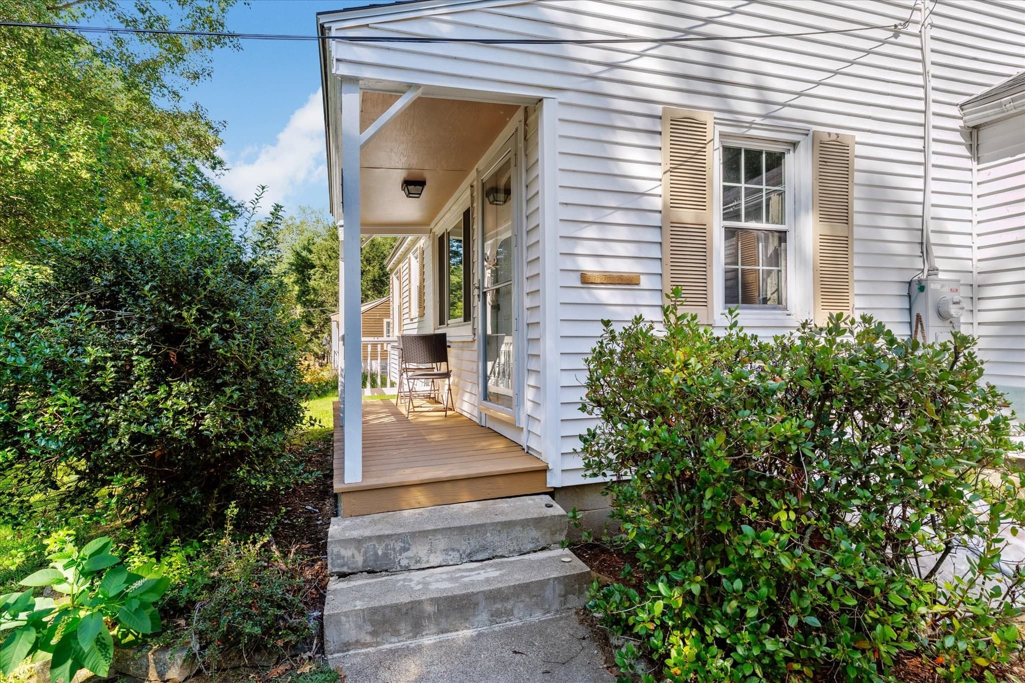 Single Family Residence at 44 New Boston Road, Sturbridge MA 01566, Sturbridge, photo 4 of 40