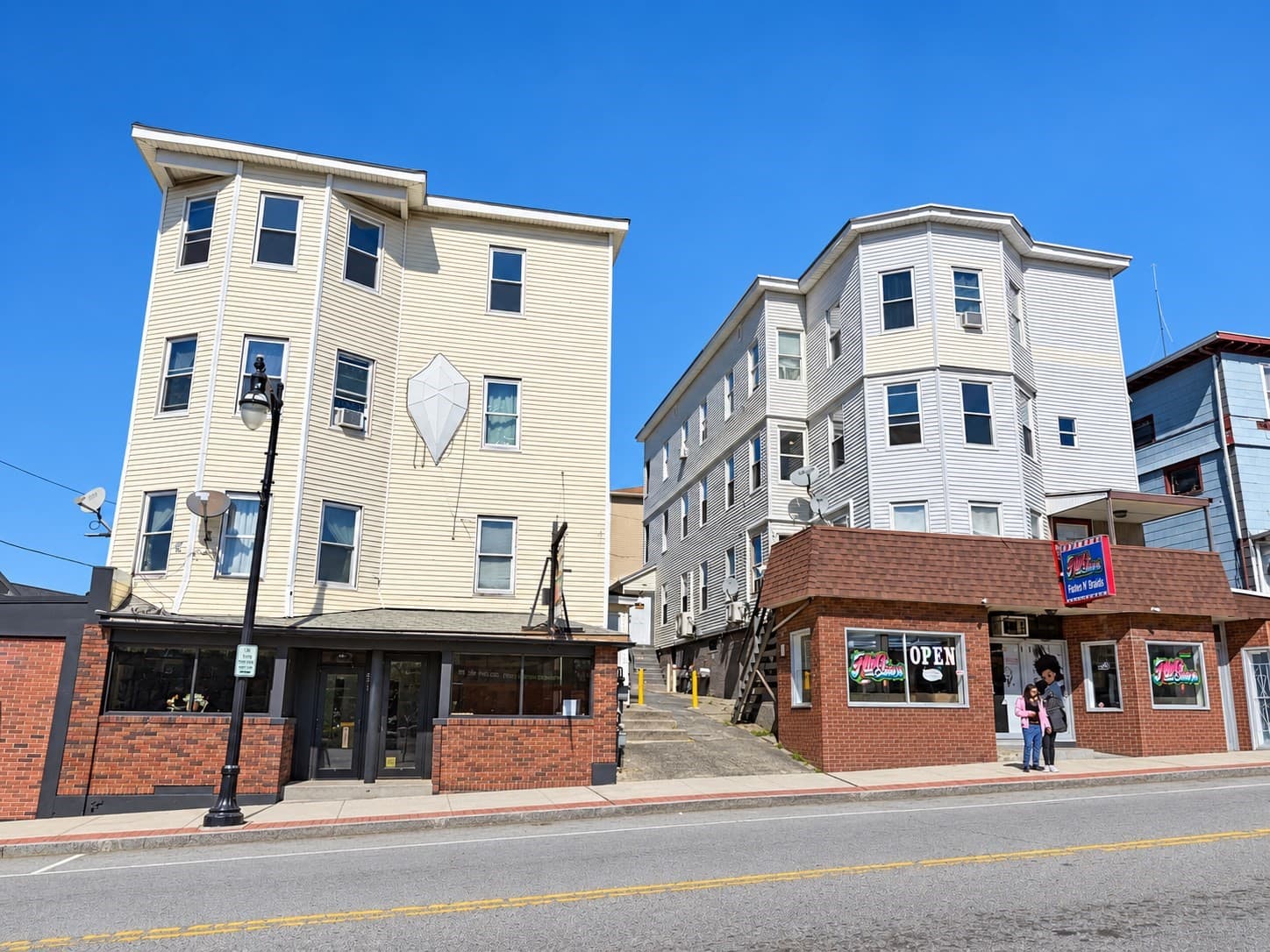 273-279 Grafton St, Worcester MA 01604