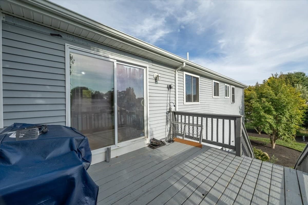 Single Family Residence at 49 Shirley St, New Bedford MA 02746, New Bedford, photo 29 of 42