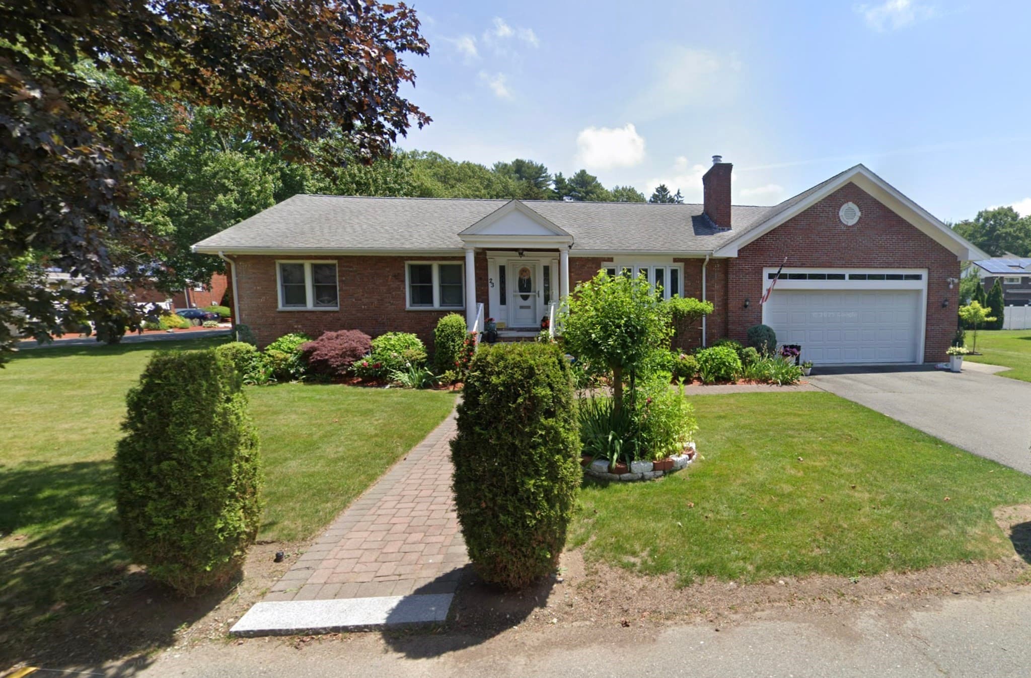 23 Laurine Rd, Saugus MA 01906