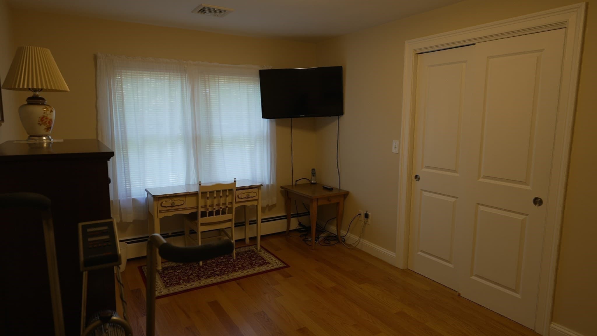 Single Family Residence at 23 Laurine Rd, Saugus MA 01906, Saugus, photo 15 of 36