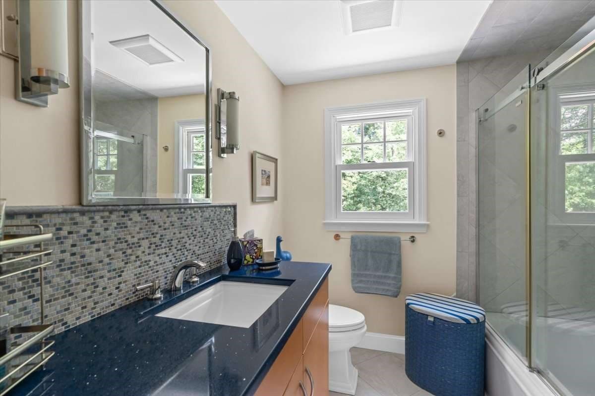 Single Family Residence at 71 Arrow Head Rd, Marshfield MA 02050, Marshfield, photo 27 of 41