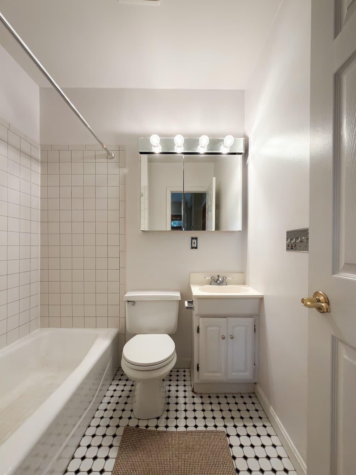 Condominium at 392 Norfolk St # 2, Cambridge MA 02139, Cambridge, photo 11 of 12