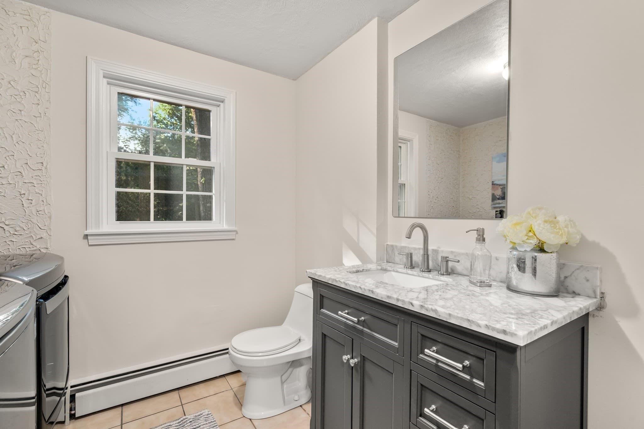 Single Family Residence at 7 Tara Road, Southborough MA 01772, Southborough, photo 16 of 42