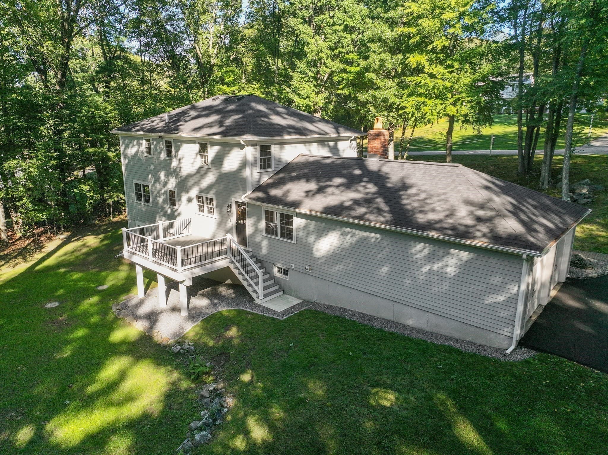 Single Family Residence at 7 Tara Road, Southborough MA 01772, Southborough, photo 32 of 42