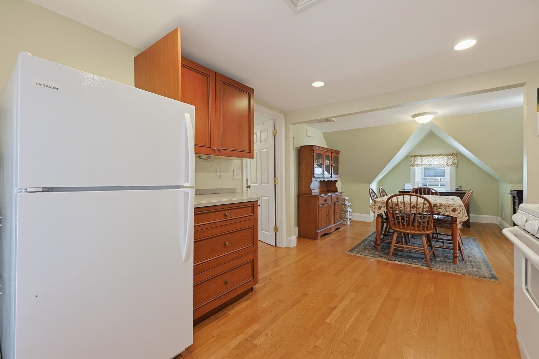 Condominium at 42 Cedar St # 3, Somerville MA 02143, Somerville, photo 24 of 39