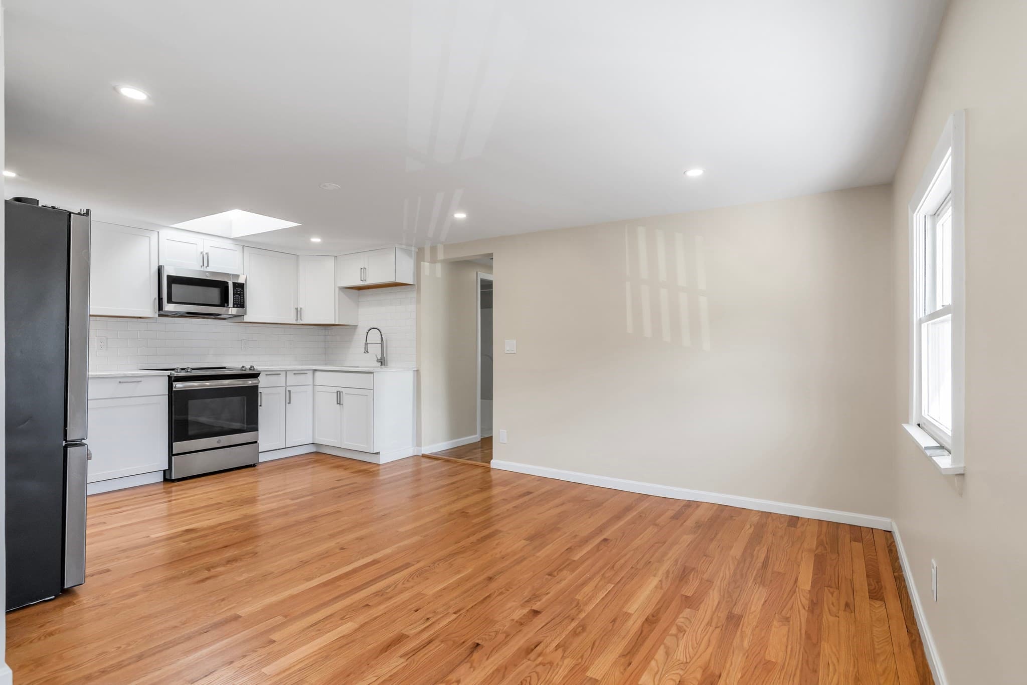 2 Family - 2 Units Up/Down at 5 Blakelin St, Lawrence MA 01841, Lawrence, photo 12 of 20