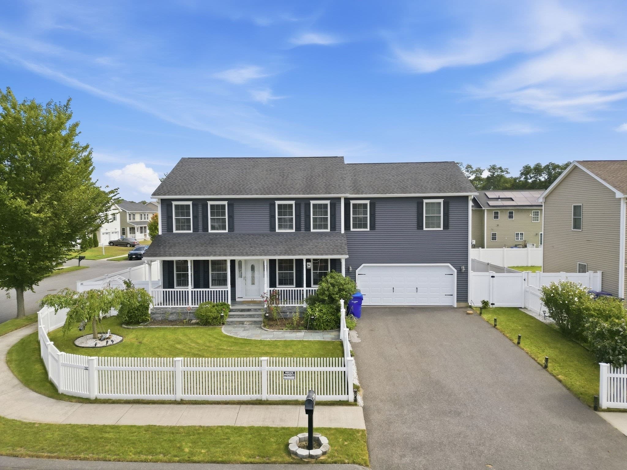37 Wells St, Springfield MA 01104