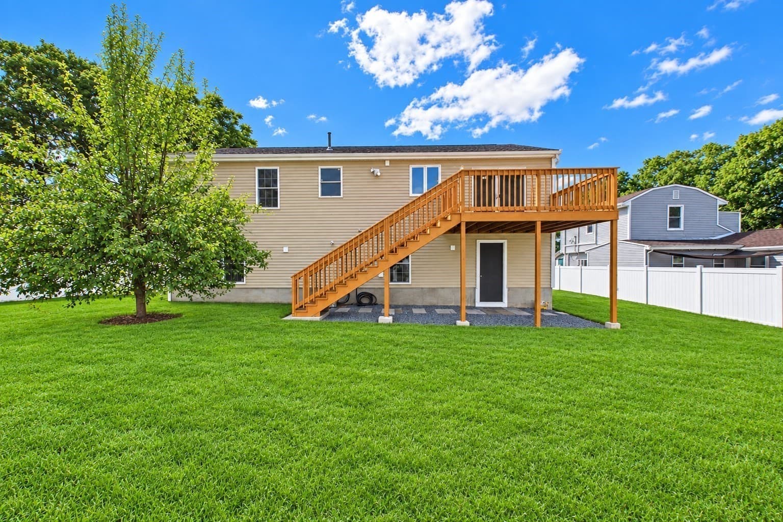Single Family Residence at 7 Vincent St., Dartmouth MA 02747, Dartmouth, photo 23 of 29