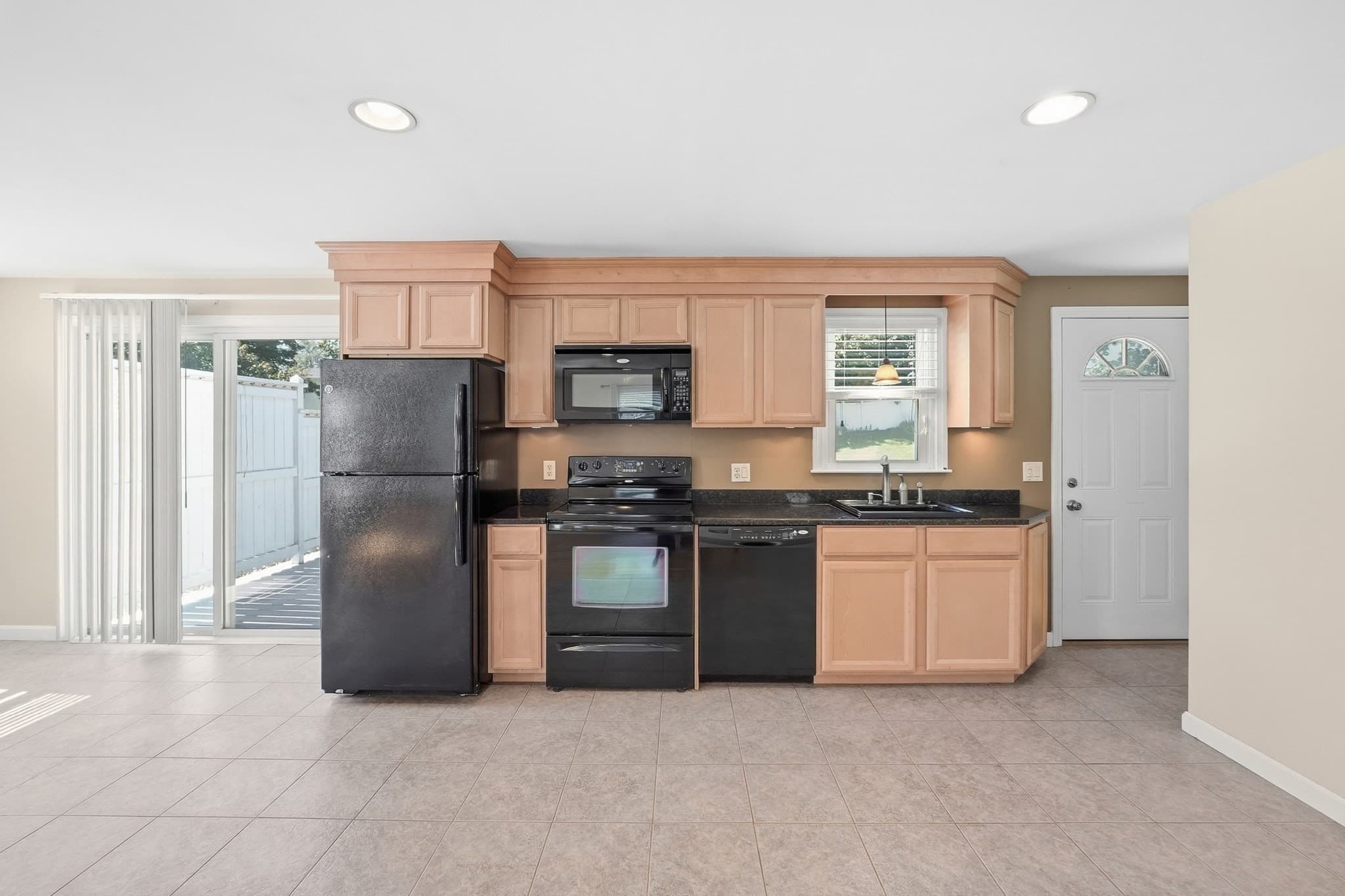 Single Family Residence at 27 Aldea Ave, Dudley MA 01571, Dudley, photo 6 of 39