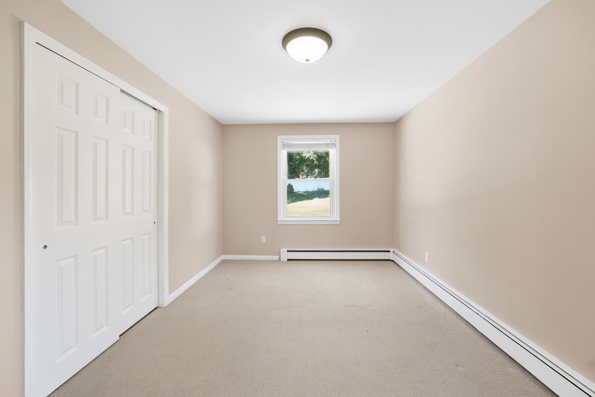 Single Family Residence at 27 Aldea Ave, Dudley MA 01571, Dudley, photo 18 of 39
