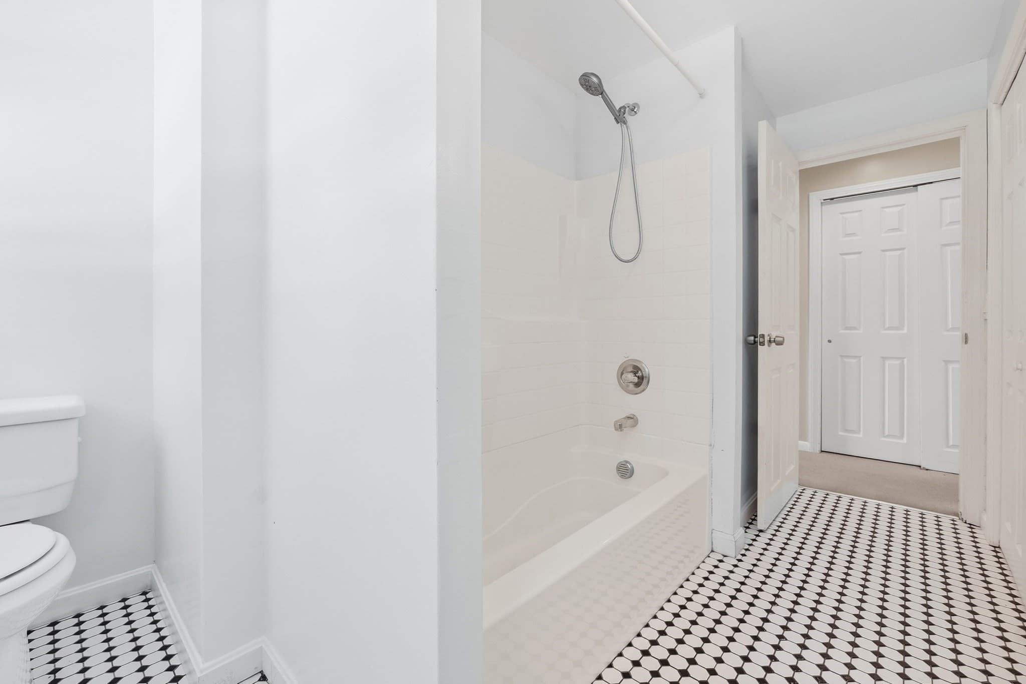 Single Family Residence at 27 Aldea Ave, Dudley MA 01571, Dudley, photo 15 of 39