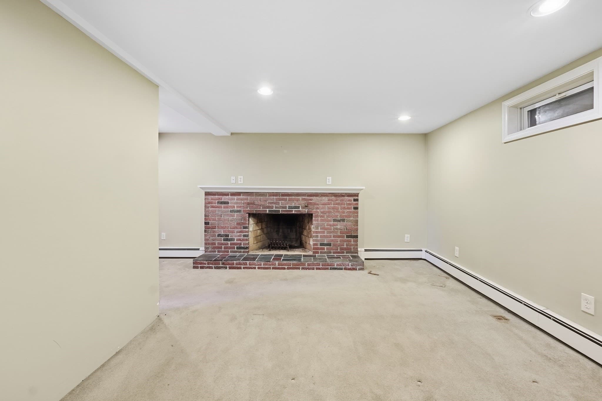 Single Family Residence at 27 Aldea Ave, Dudley MA 01571, Dudley, photo 21 of 39