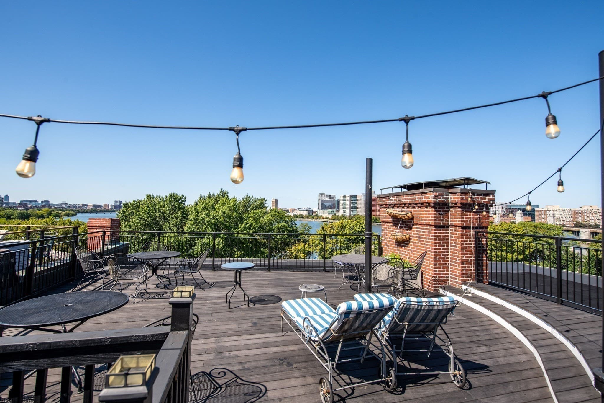 Condominium at 112 Pinckney St # 46, Boston MA 02114, photo 25 of 30