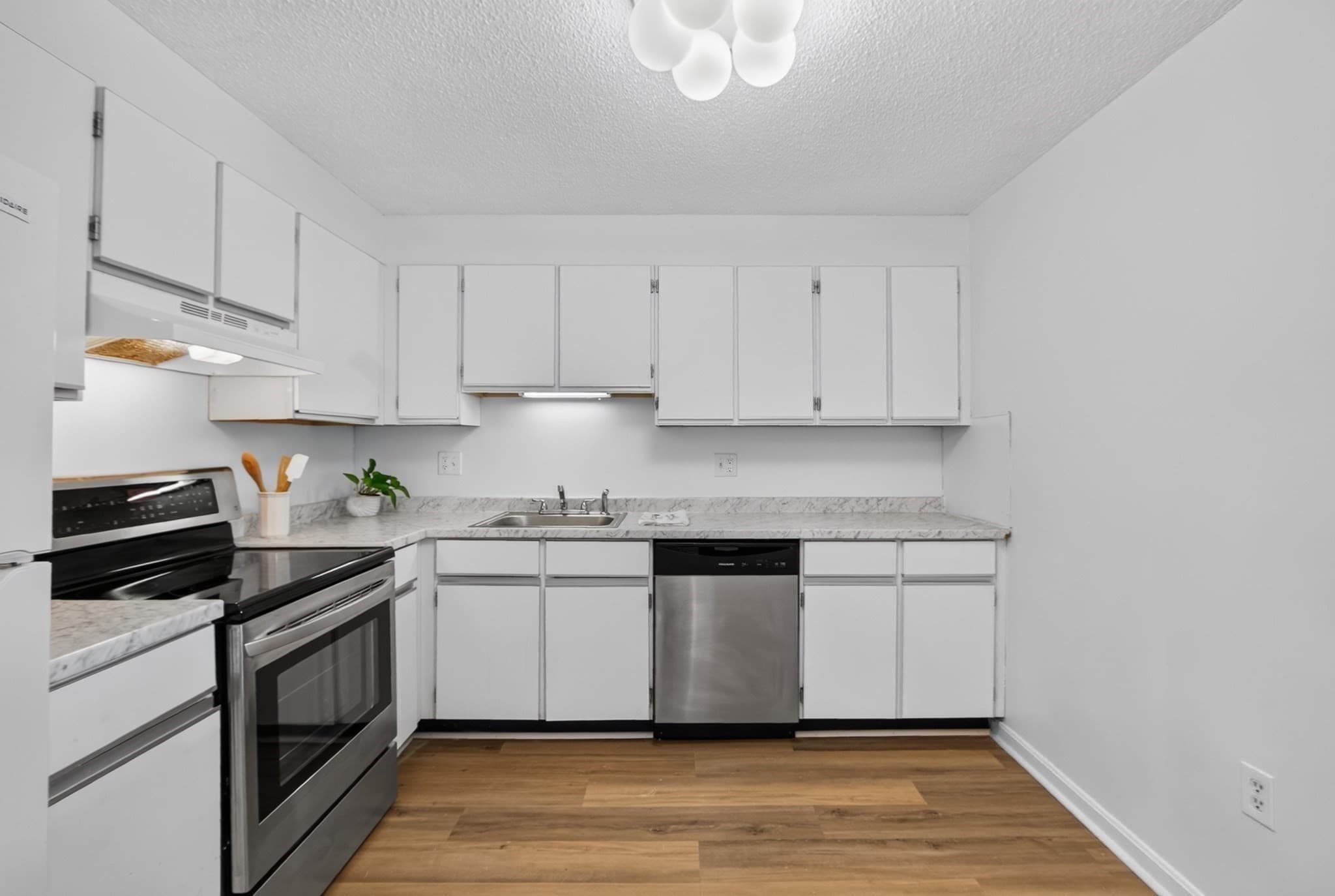 Condominium at 406-U 307 Broadway # 307, Lynn MA 01904, Lynn, photo 7 of 32