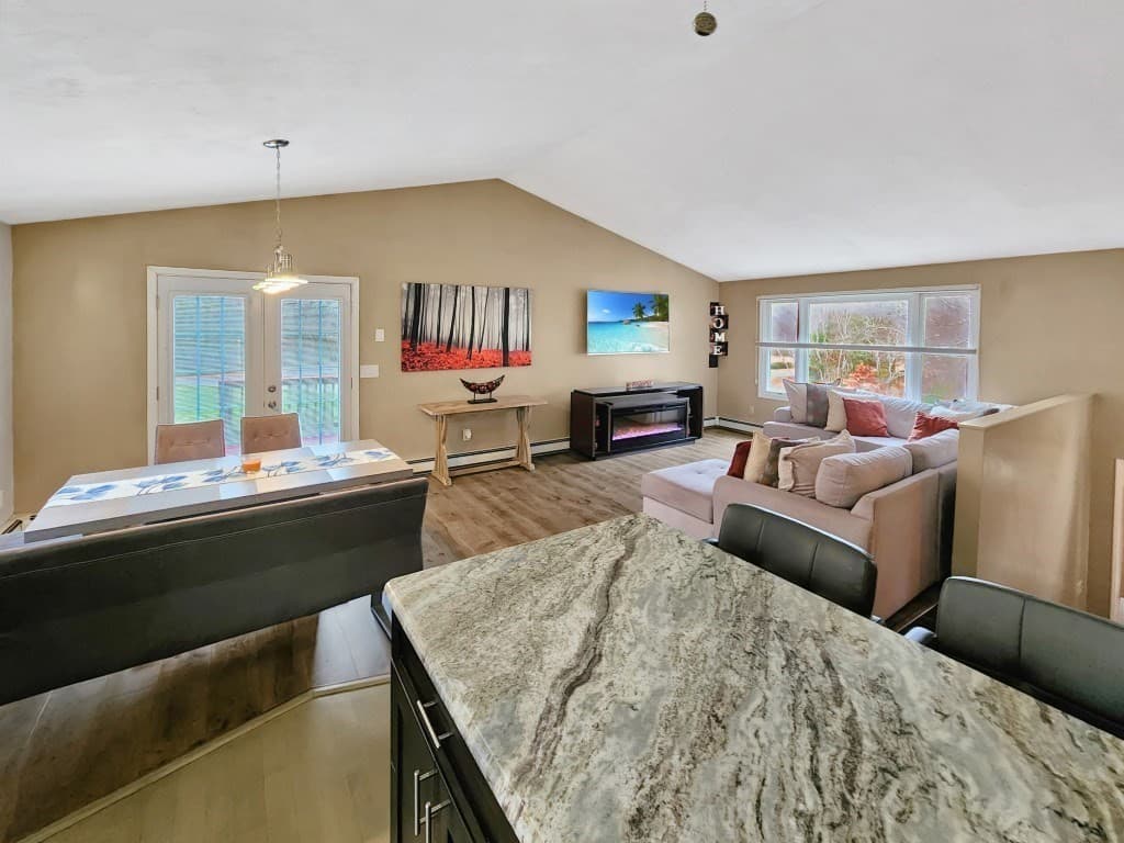 Single Family Residence at 2 Parker Ter, Freetown MA 02717, Freetown, photo 5 of 36