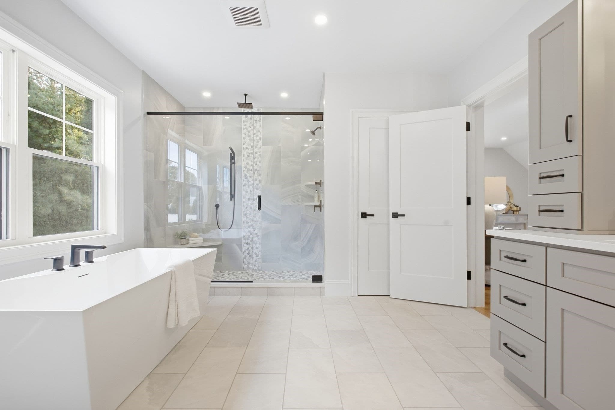 Single Family Residence at 11 Lexington St, Burlington MA 01803, Burlington, photo 30 of 42
