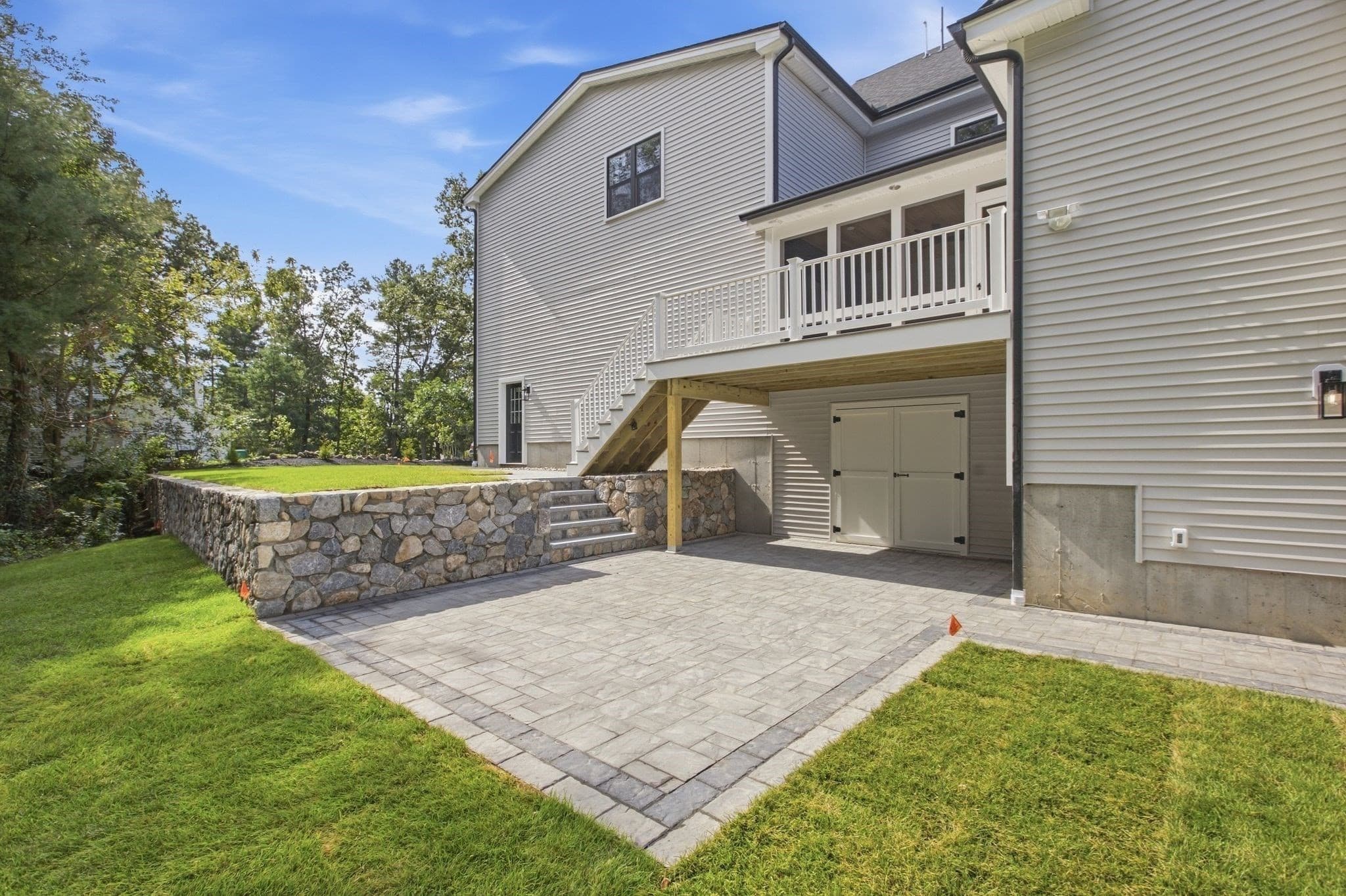 Single Family Residence at 11 Lexington St, Burlington MA 01803, Burlington, photo 40 of 42