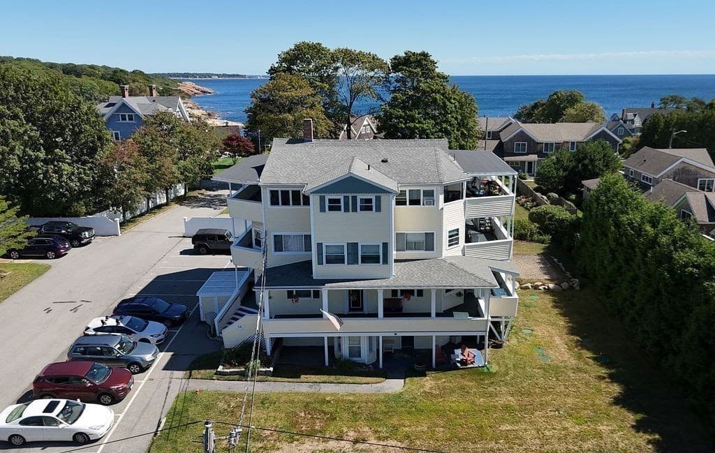 Condominium at 54 Lexington Ave # 32, Gloucester MA 01930, Gloucester, photo 16 of 23