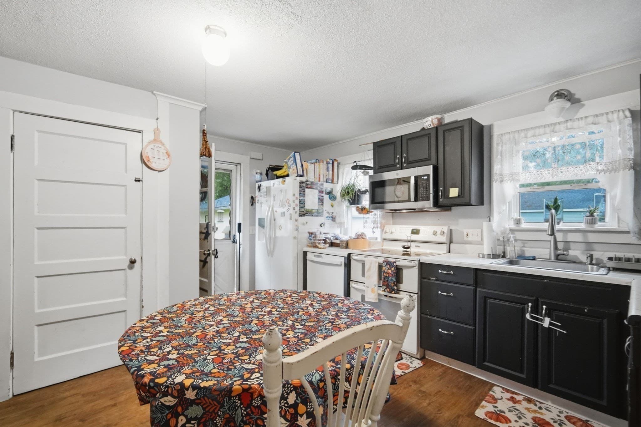 Single Family Residence at 12 First Street, East Longmeadow MA 01028, East Longmeadow, photo 12 of 28