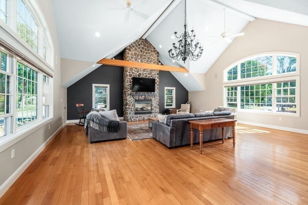 Single Family Residence at 44 Warren St, Georgetown MA 01833, Georgetown, photo 5 of 34
