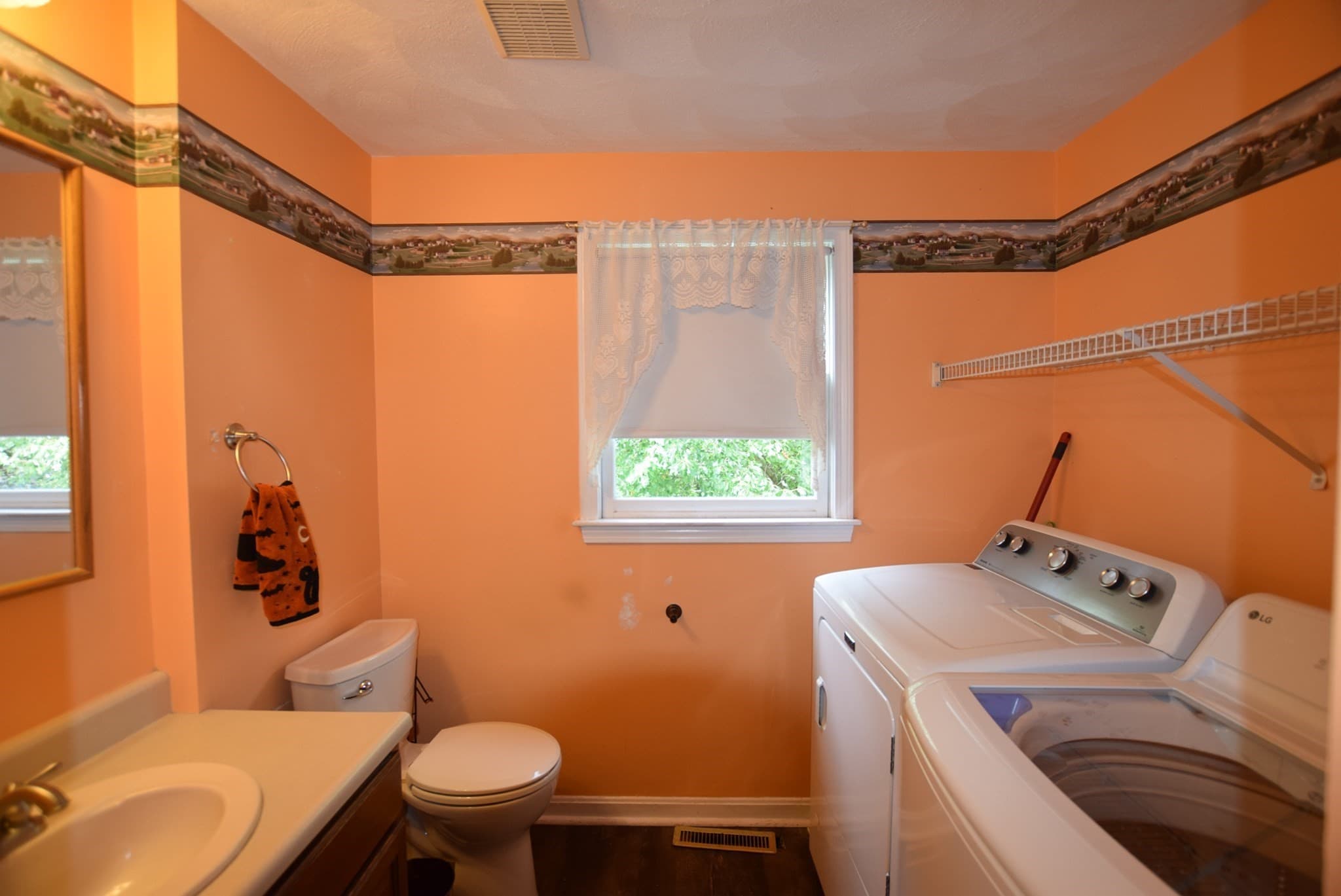 Single Family Residence at 130 B Street, Dracut MA 01826, Dracut, photo 5 of 18
