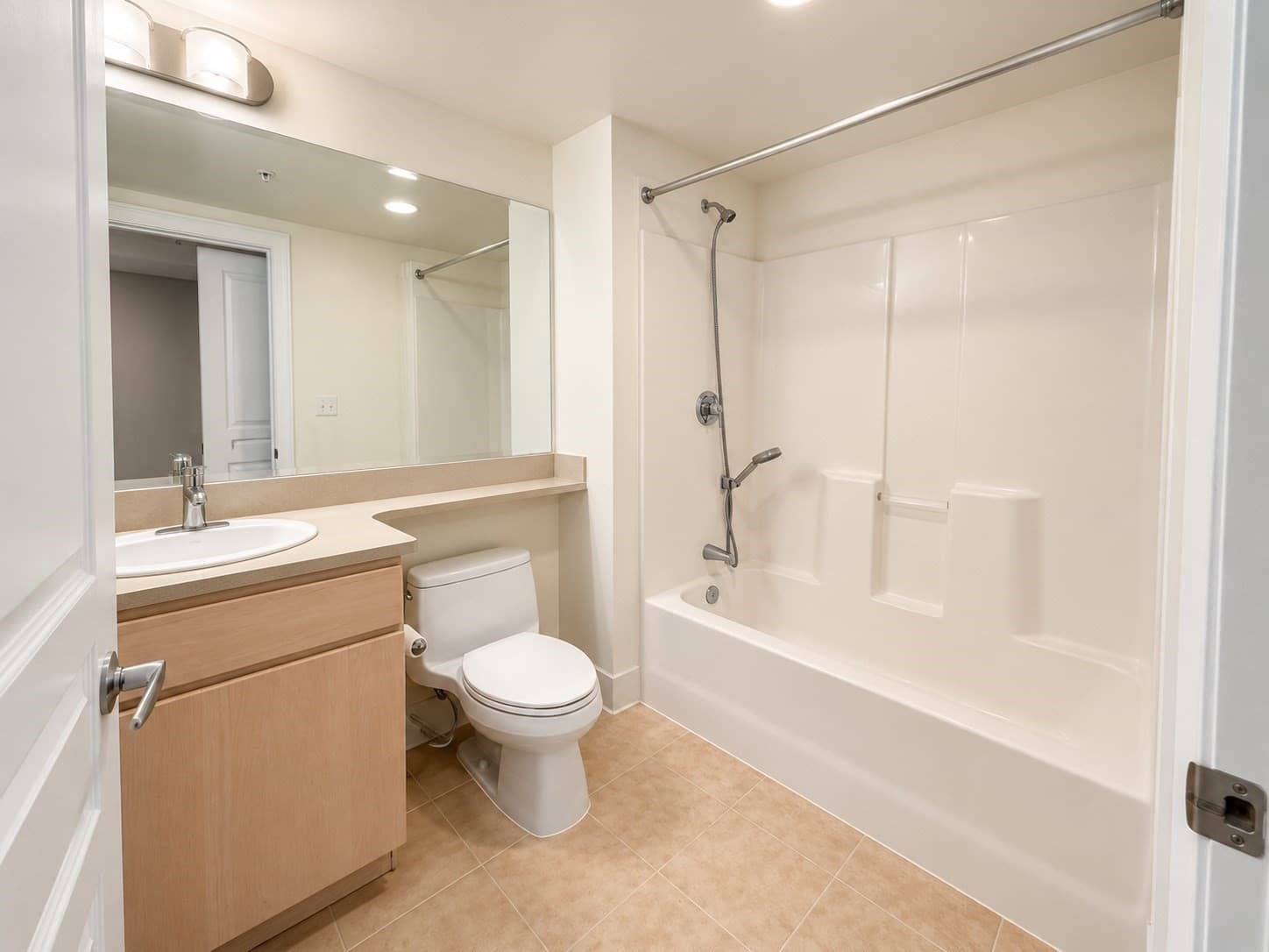 Condominium at 5 Repton Cir # 5309, Watertown MA 02472, Watertown, photo 8 of 17