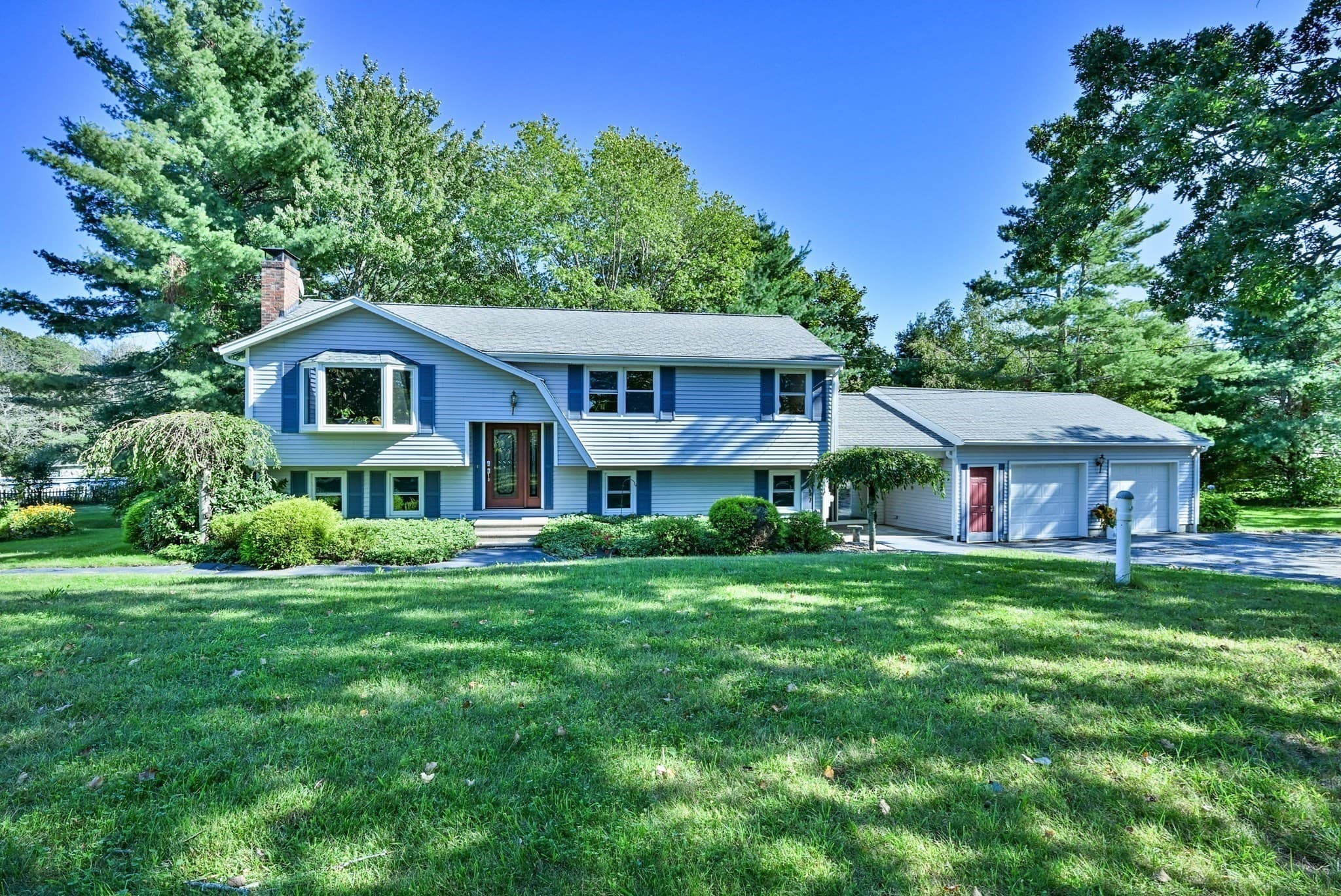 Single Family Residence at 152 Federal Hill Rd, Oxford MA 01540, Oxford, photo 2 of 41