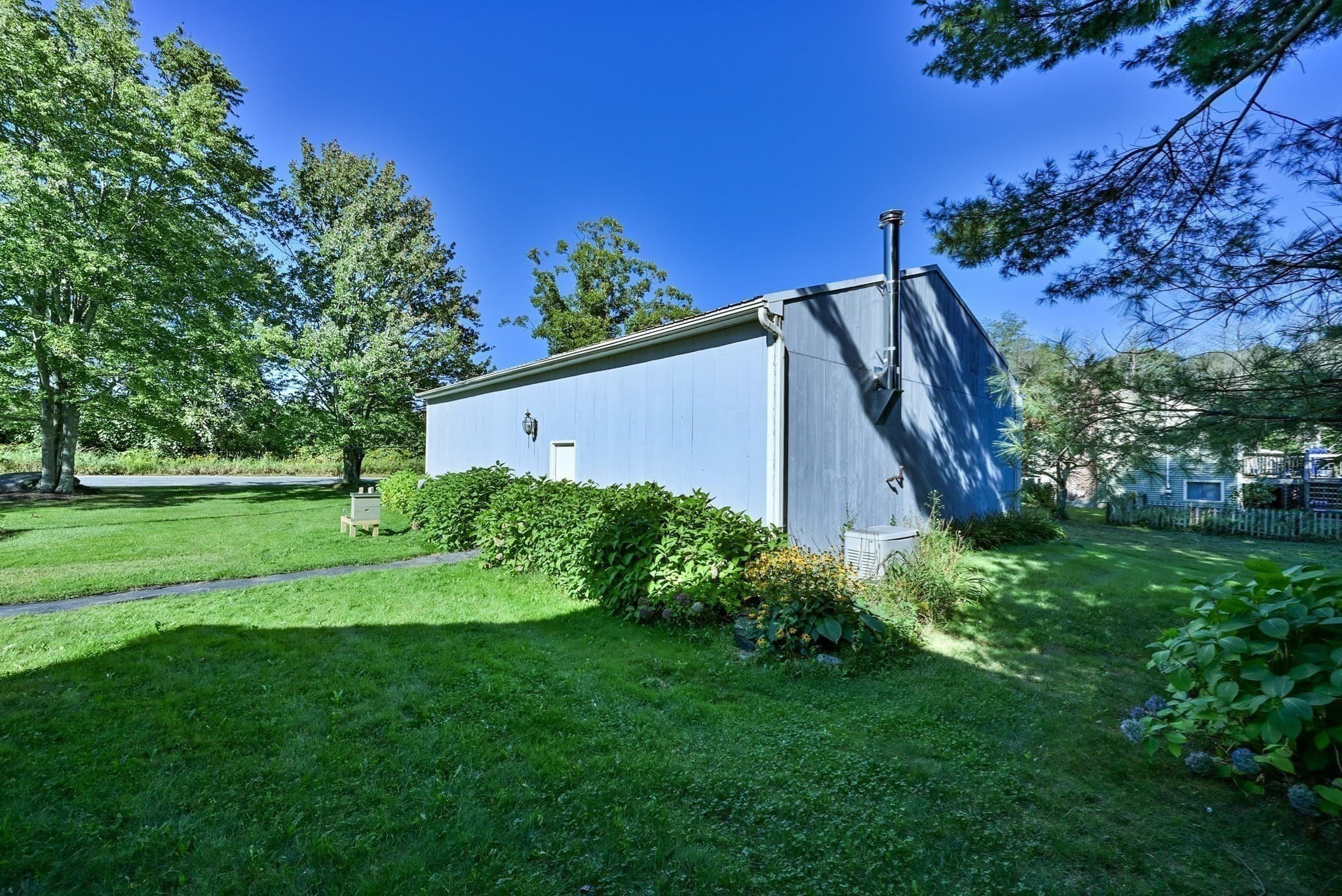 Single Family Residence at 152 Federal Hill Rd, Oxford MA 01540, Oxford, photo 7 of 41