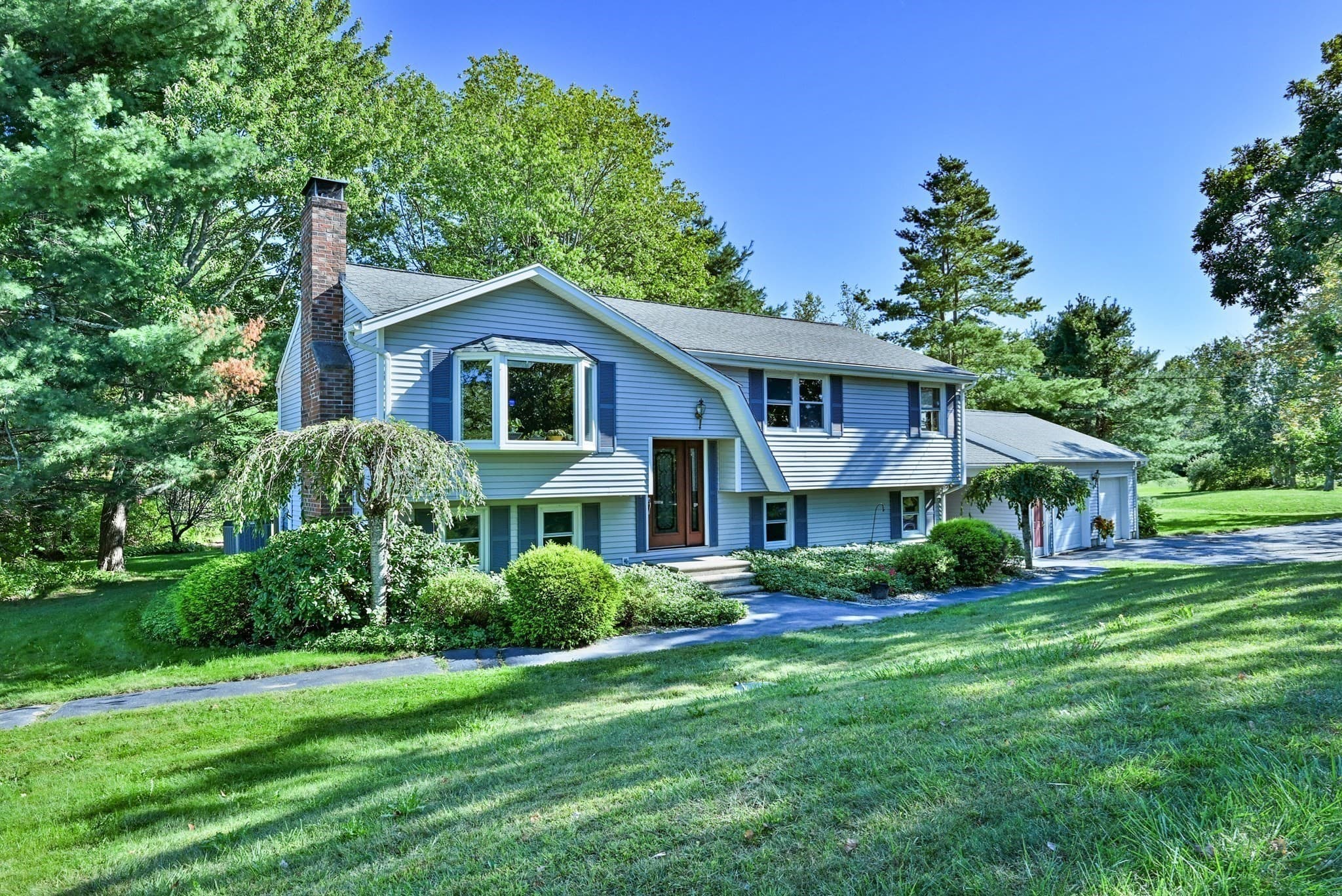 Single Family Residence at 152 Federal Hill Rd, Oxford MA 01540, Oxford, photo 3 of 41