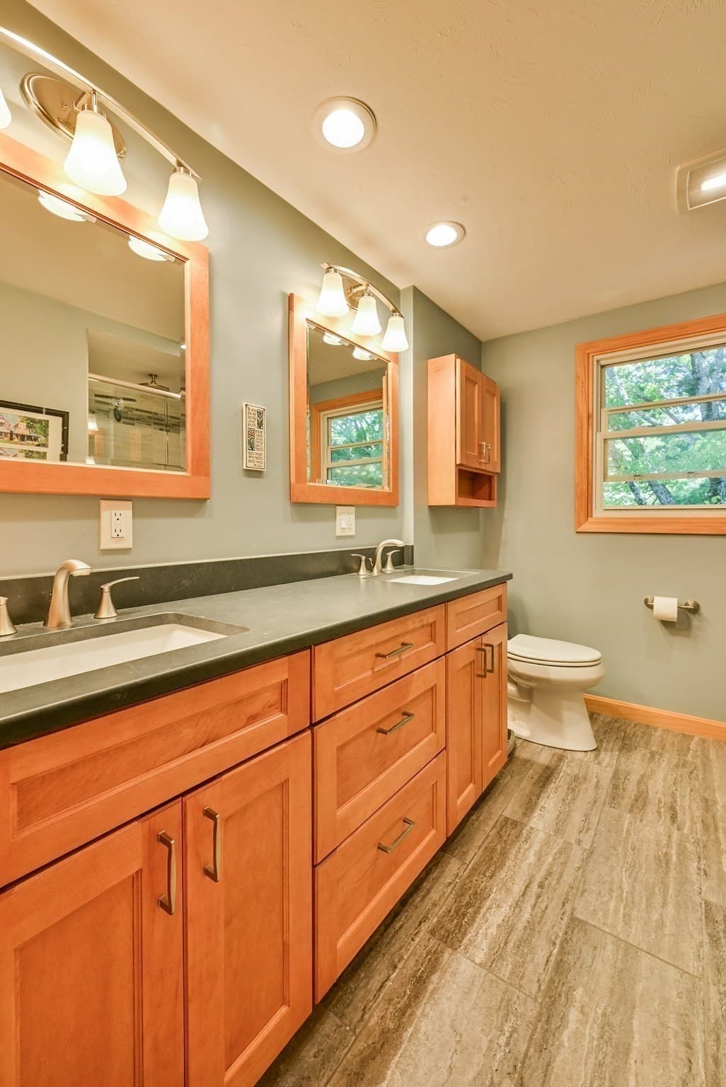 Single Family Residence at 152 Federal Hill Rd, Oxford MA 01540, Oxford, photo 33 of 41