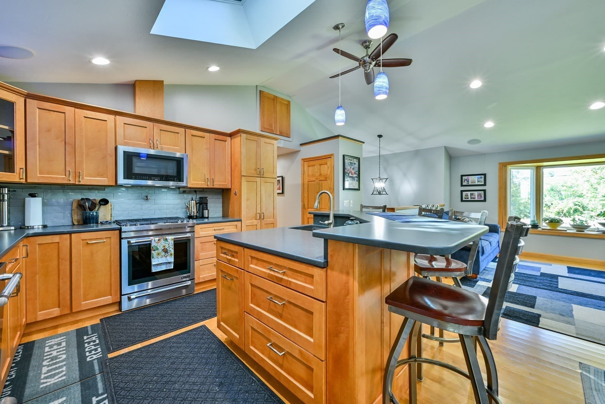 Single Family Residence at 152 Federal Hill Rd, Oxford MA 01540, Oxford, photo 19 of 41