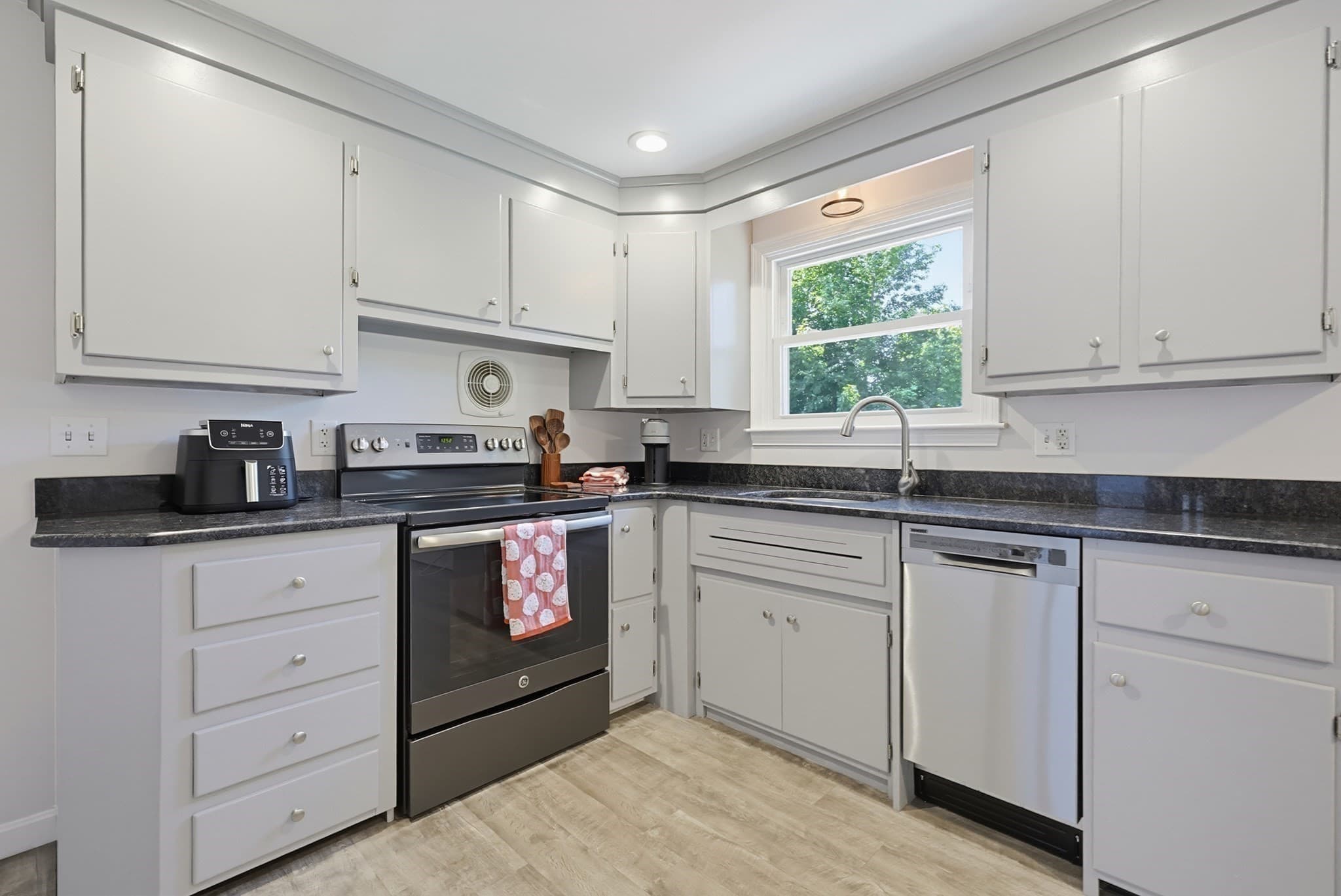 Single Family Residence at 18 Longview St., West Boylston MA 01583, West Boylston, photo 9 of 25